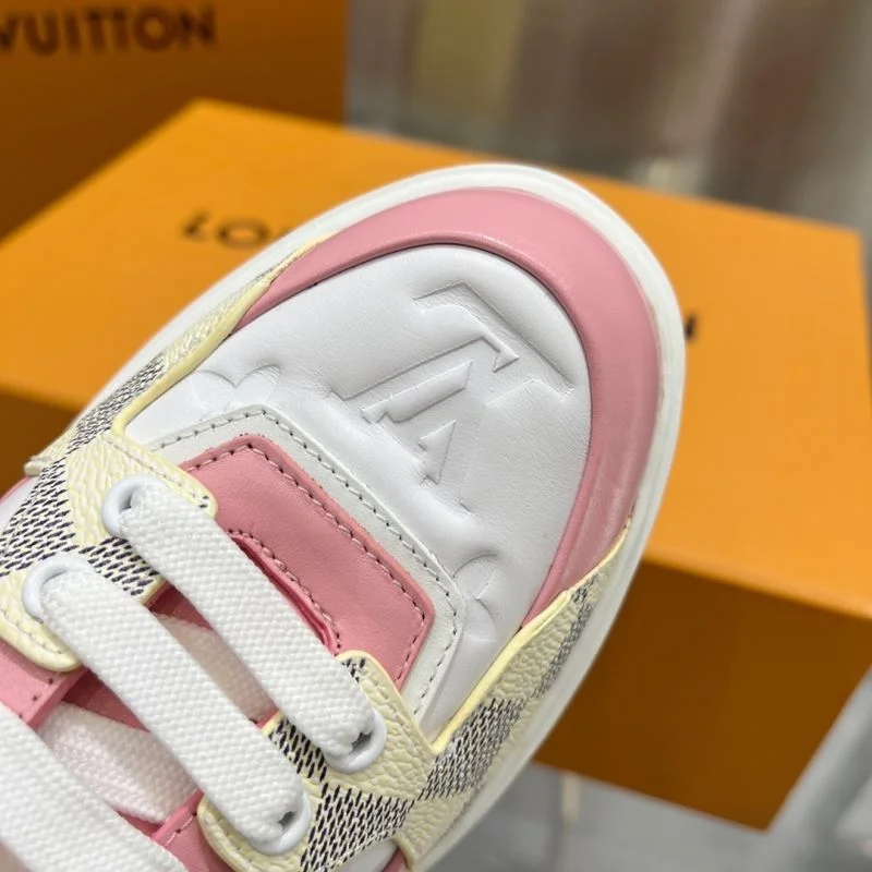 Louis Vuitton Low Shoes Unique 32331