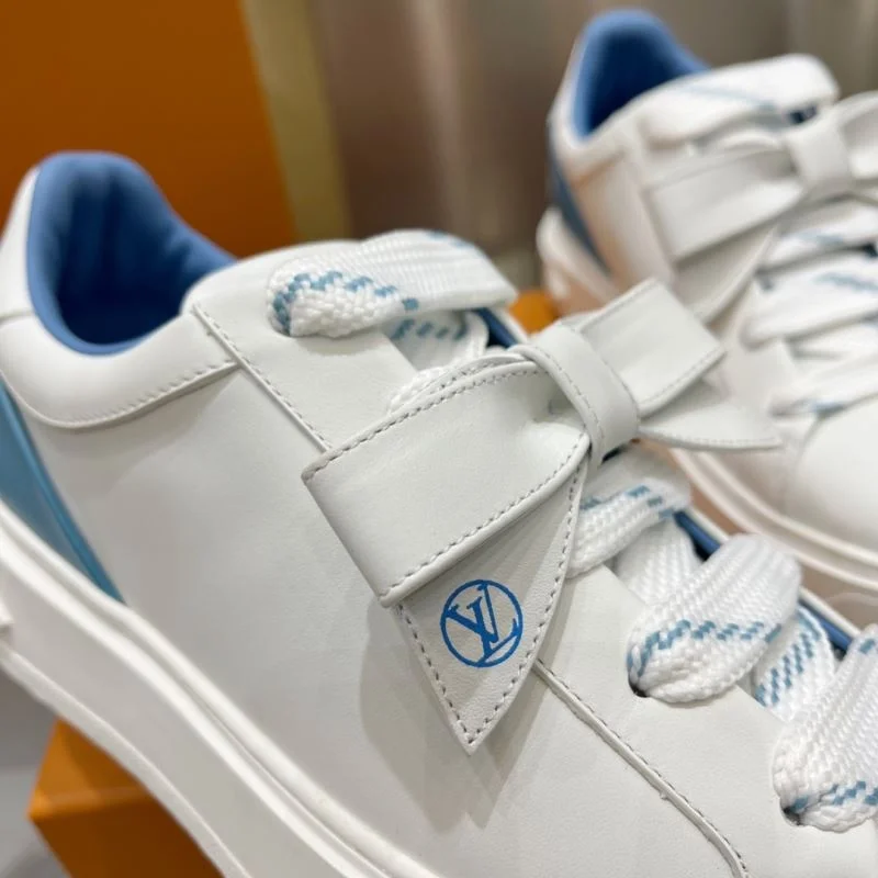 Louis Vuitton Low Shoes SoftTouch 32326