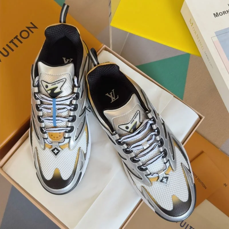 Louis Vuitton Low Shoes Tailored 32329
