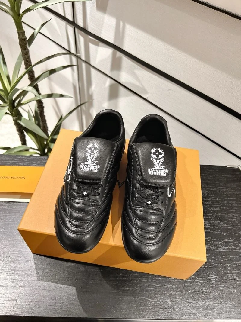 Louis Vuitton Low Shoes OdorResistant 32320