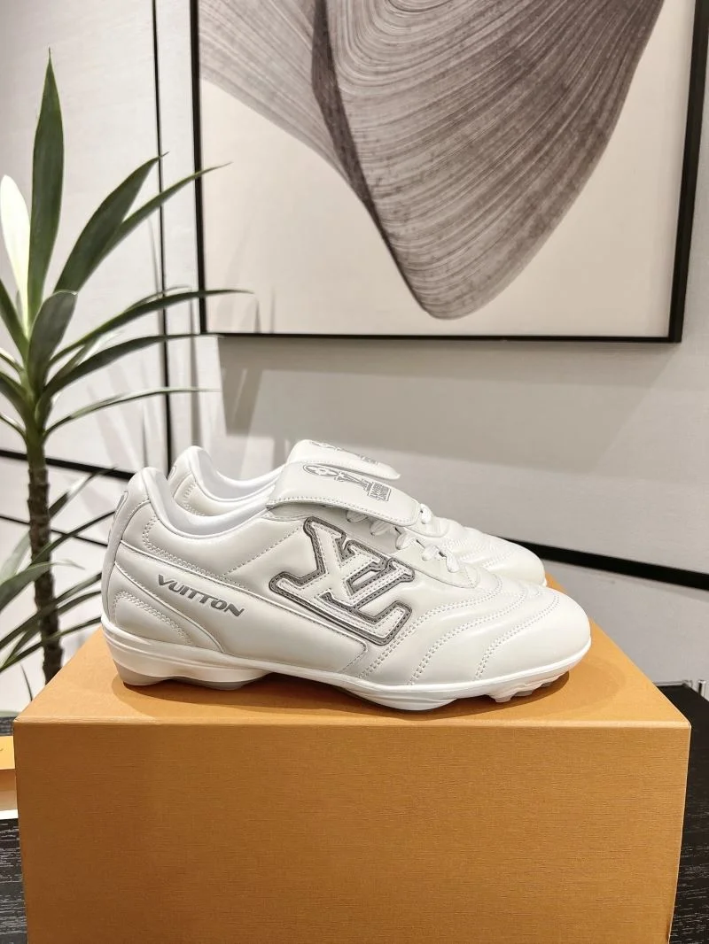 Popular Louis Vuitton Low Shoes 32327