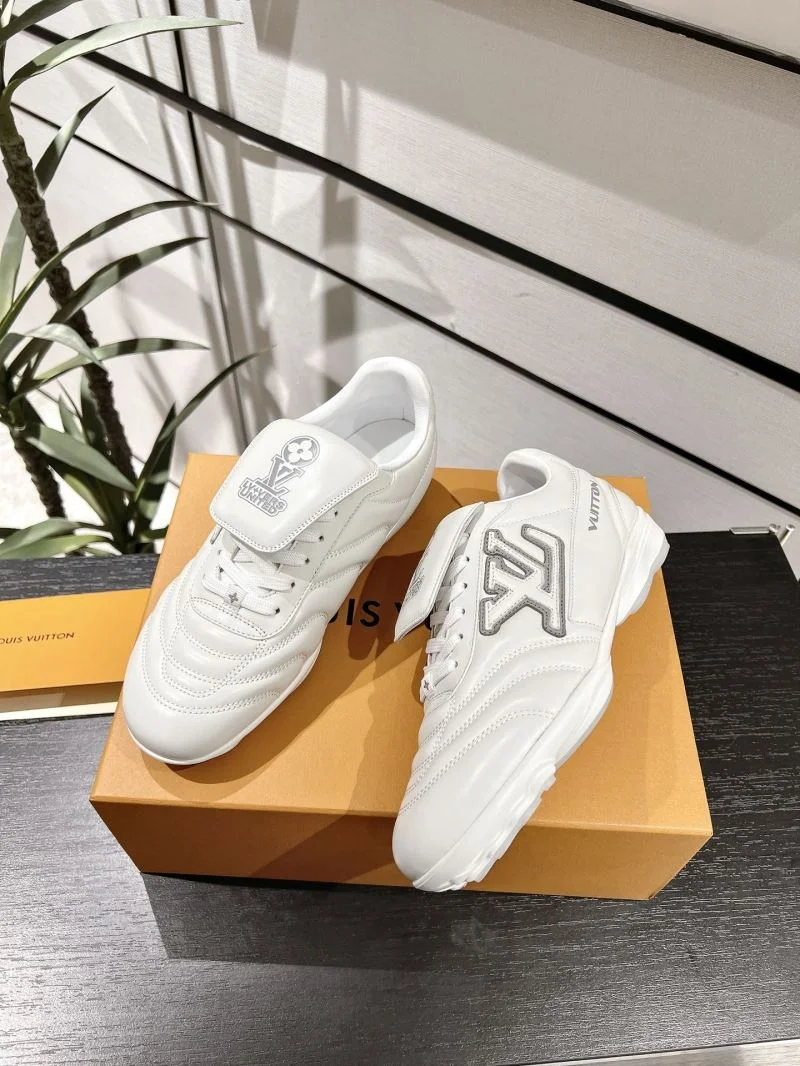 Popular Louis Vuitton Low Shoes 32327