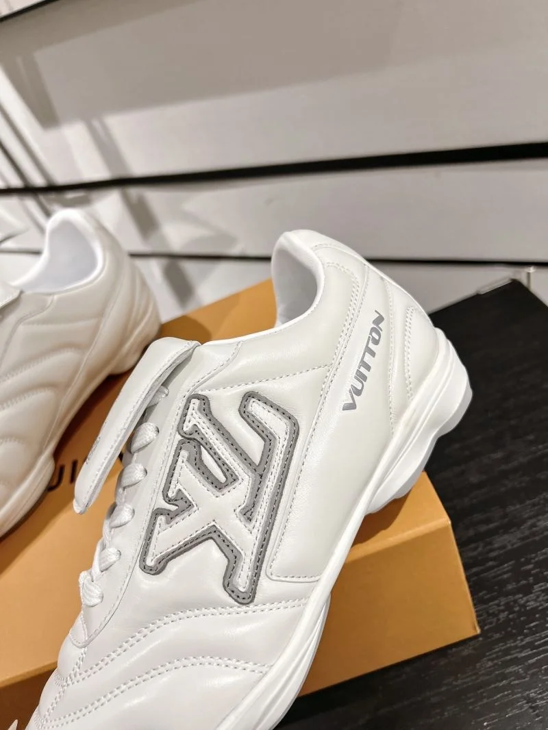 Popular Louis Vuitton Low Shoes 32327