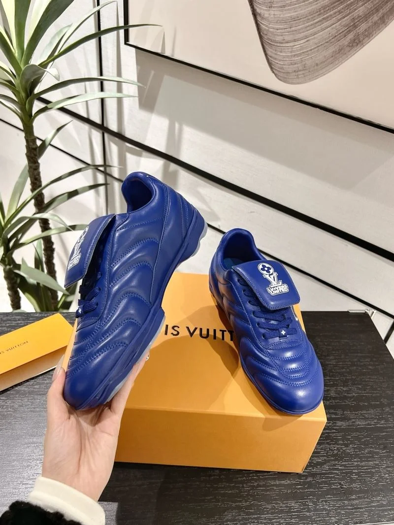 Supportive Louis Vuitton Low Shoes 32311
