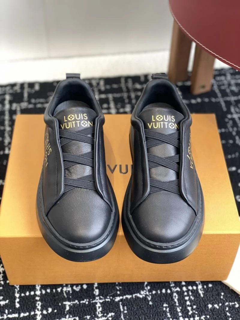 Stretchable Louis Vuitton Low Shoes 32300