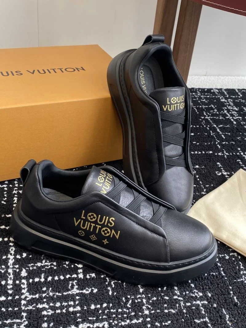 Stretchable Louis Vuitton Low Shoes 32300