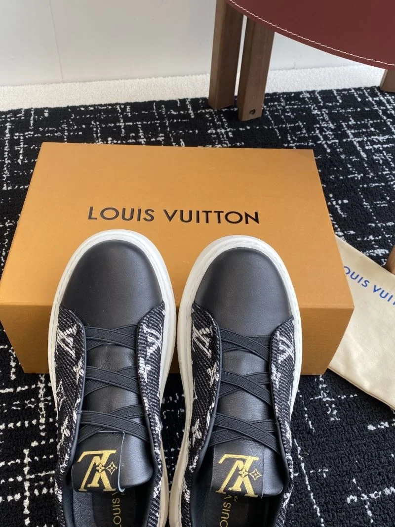 Louis Vuitton Low Shoes Affordable 32307