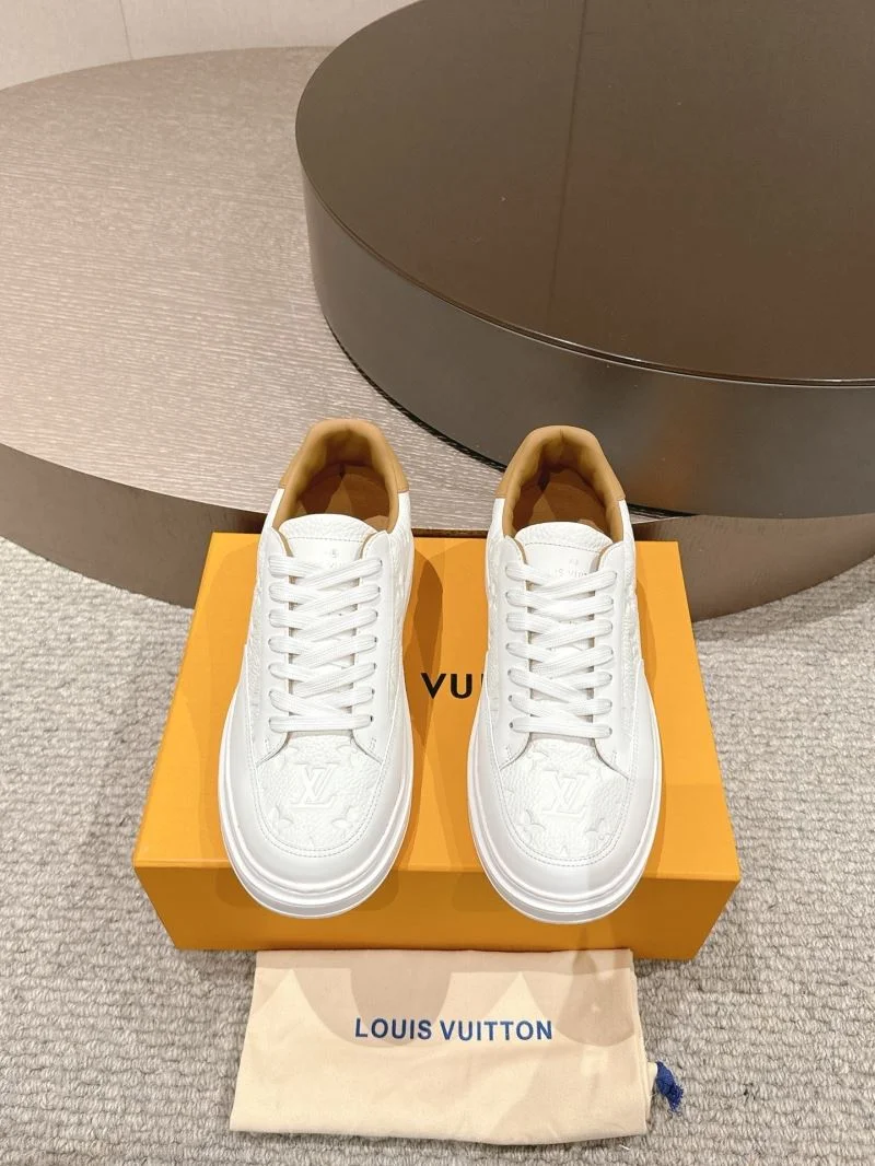 Supportive Louis Vuitton Low Shoes 32302
