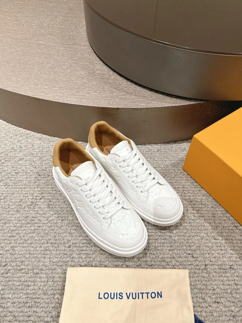 Supportive Louis Vuitton Low Shoes 32302