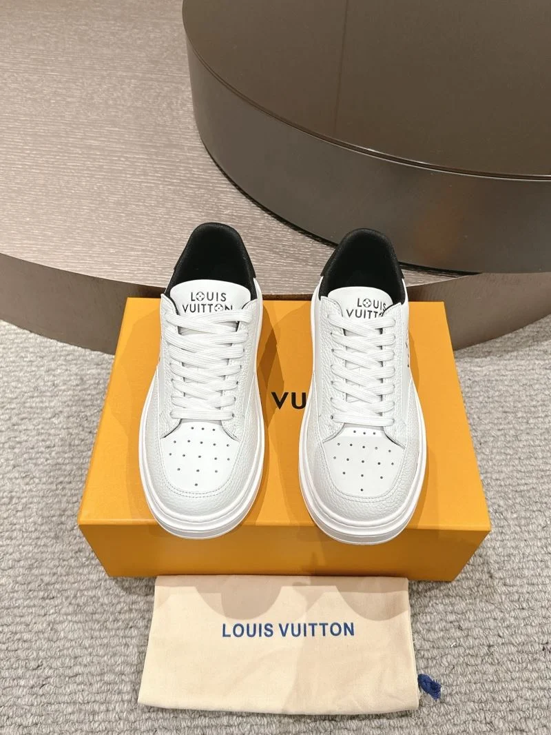 Louis Vuitton Low Shoes Flexible 32299