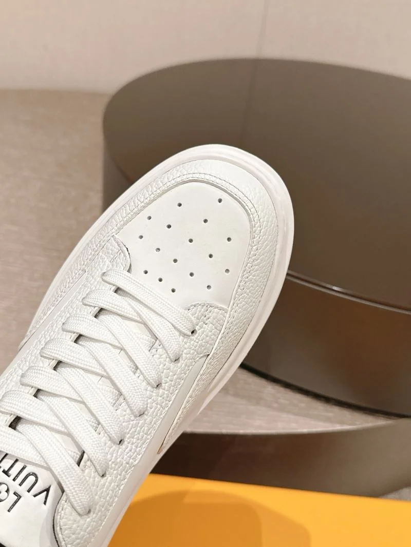 Louis Vuitton Low Shoes Flexible 32299