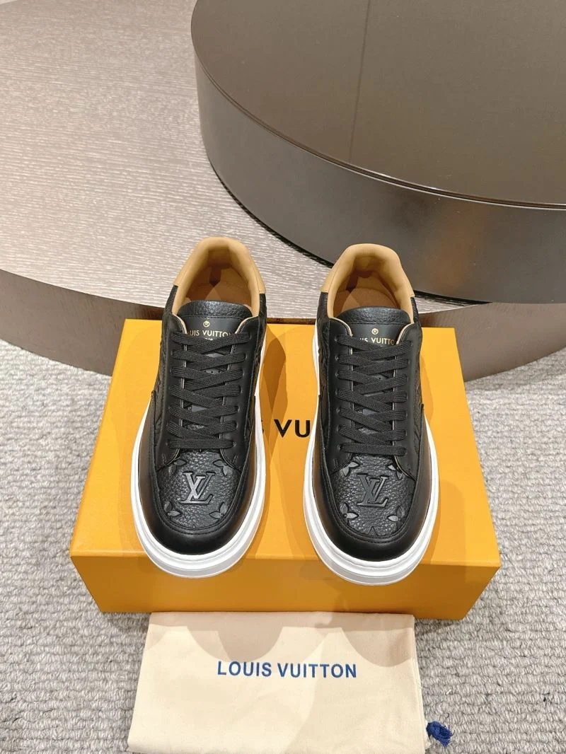Louis Vuitton Low Shoes WaterResistant 32298