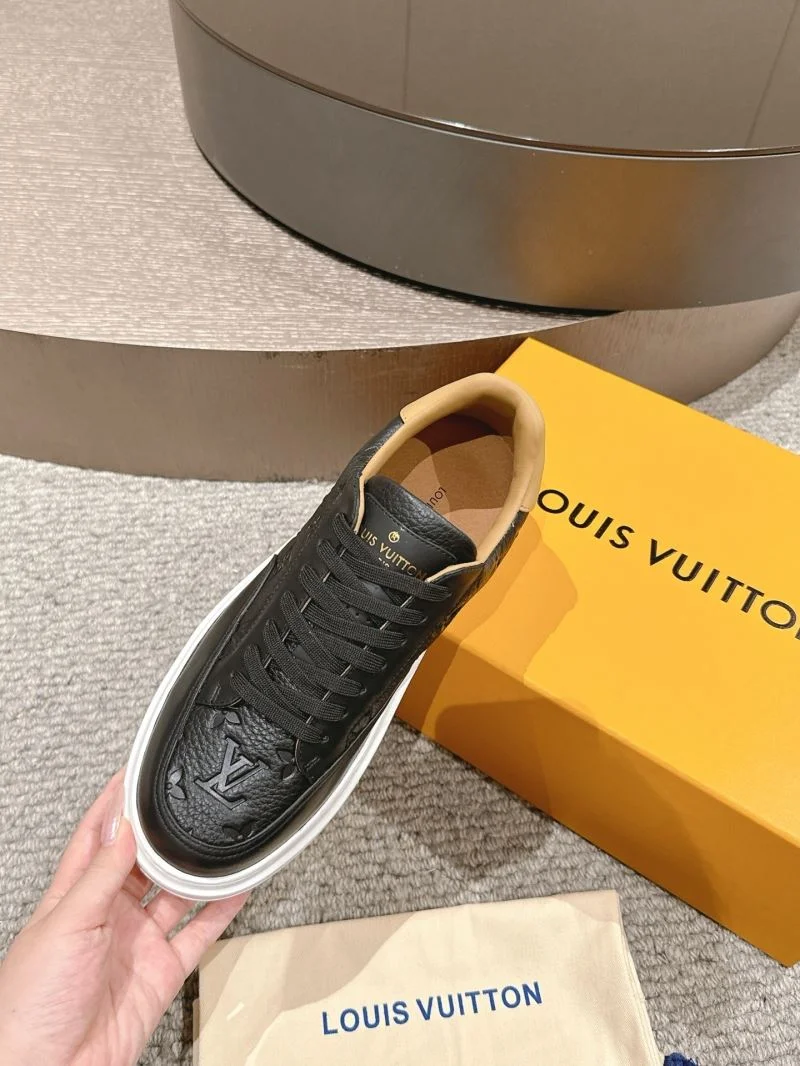 Louis Vuitton Low Shoes WaterResistant 32298
