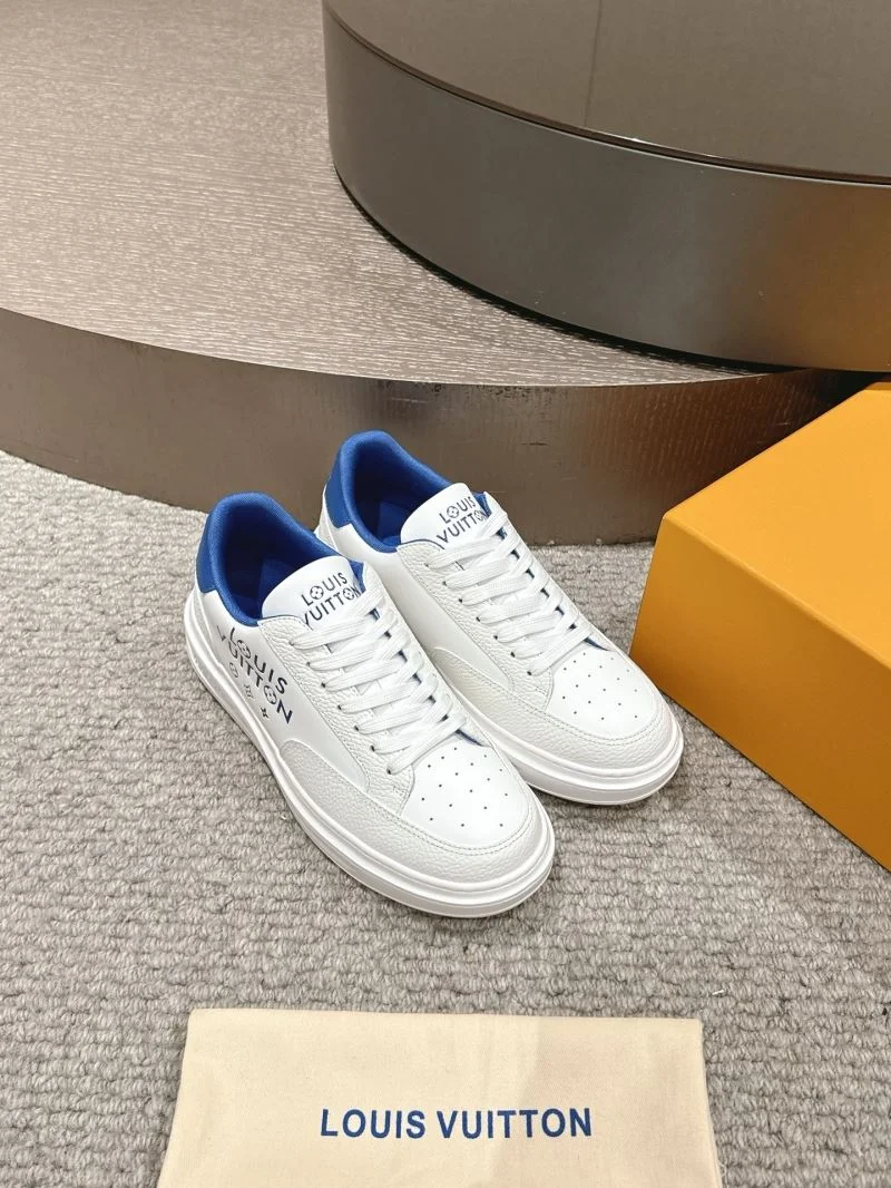 Versatile Louis Vuitton Low Shoes 32297