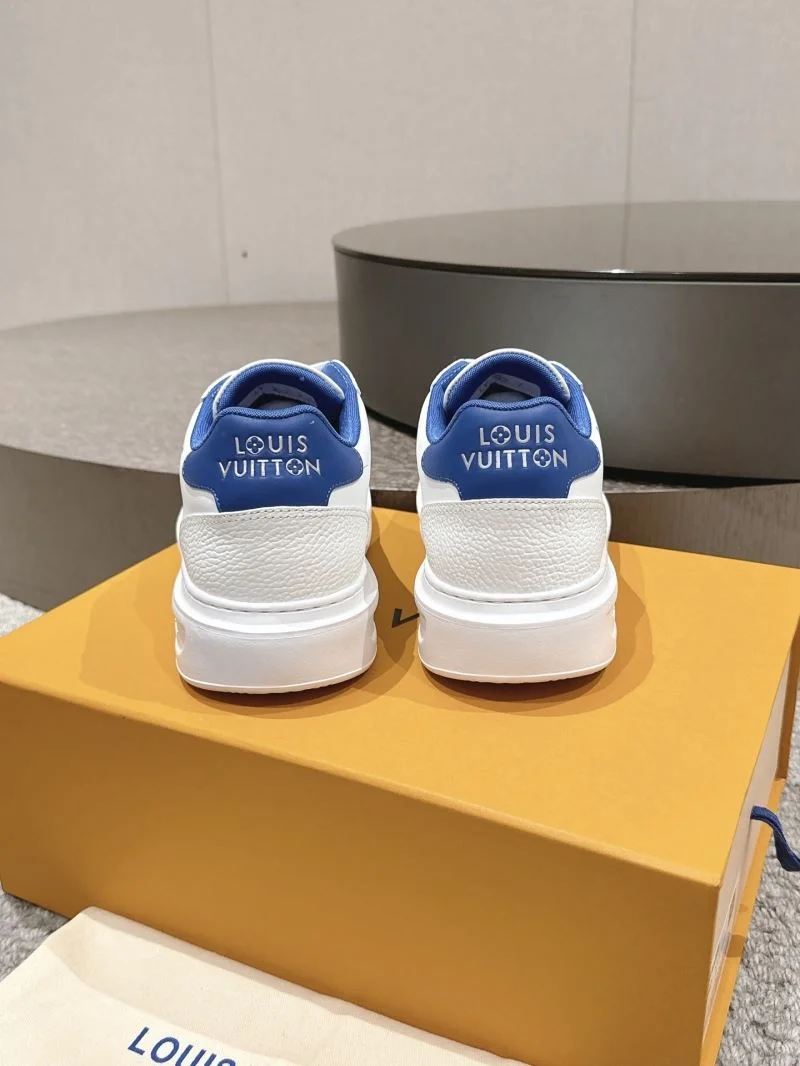 Versatile Louis Vuitton Low Shoes 32297