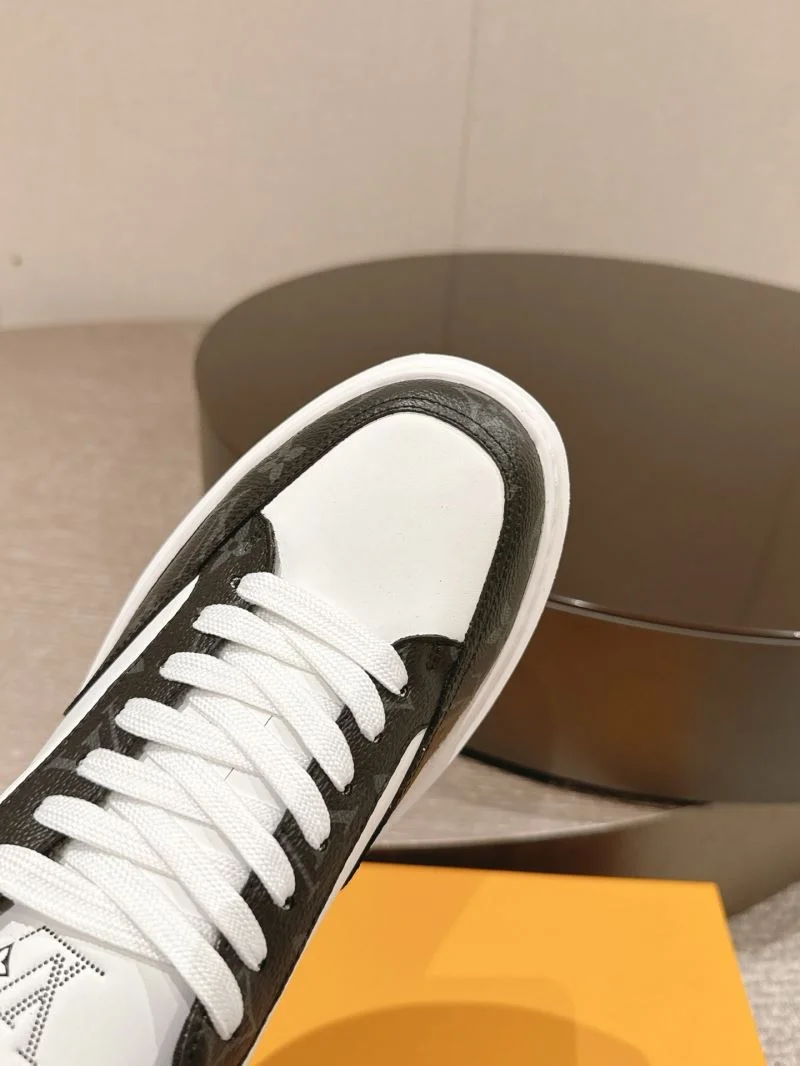 Louis Vuitton Low Shoes Timeless 32294