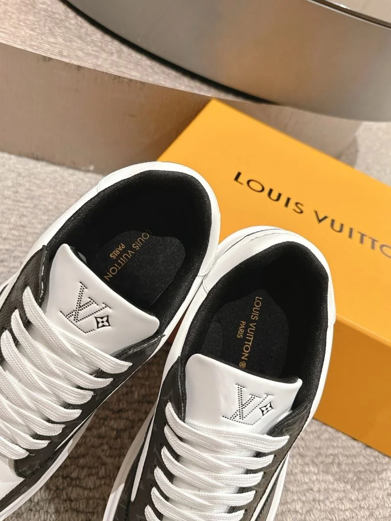Louis Vuitton Low Shoes Timeless 32294