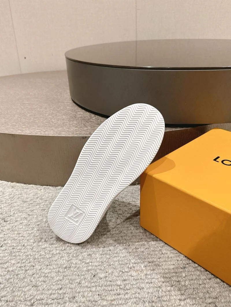 Louis Vuitton Low Shoes Timeless 32294