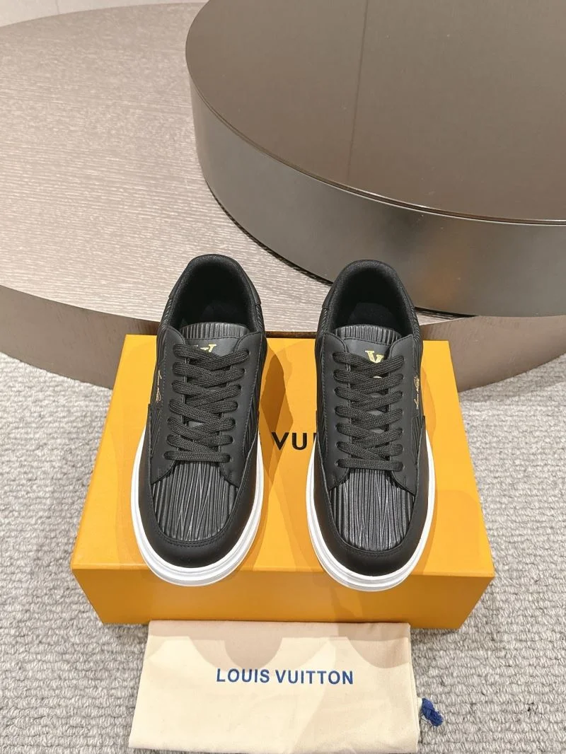 Attractive Louis Vuitton Low Shoes 32274