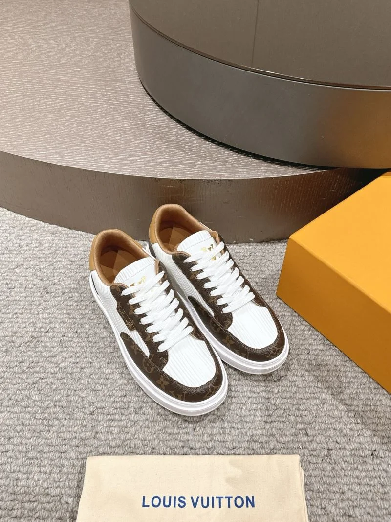 Vibrant Louis Vuitton Low Shoes 32287