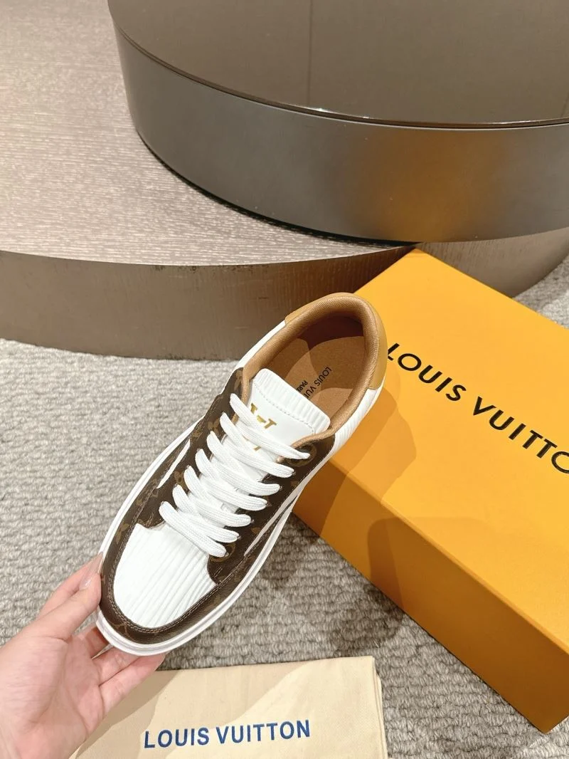 Vibrant Louis Vuitton Low Shoes 32287