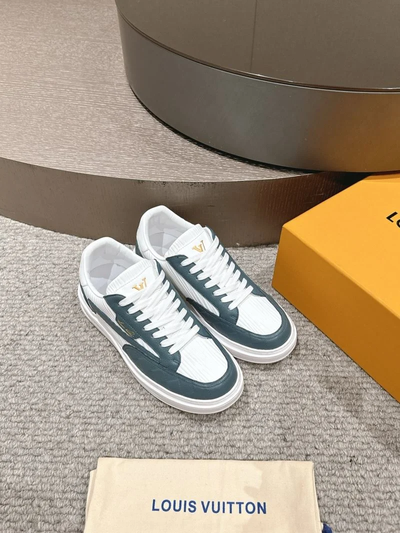 Louis Vuitton Low Shoes Snug 32282