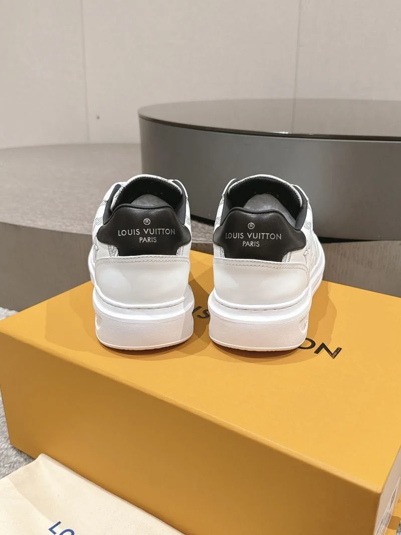 Louis Vuitton Low Shoes FashionForward 32277