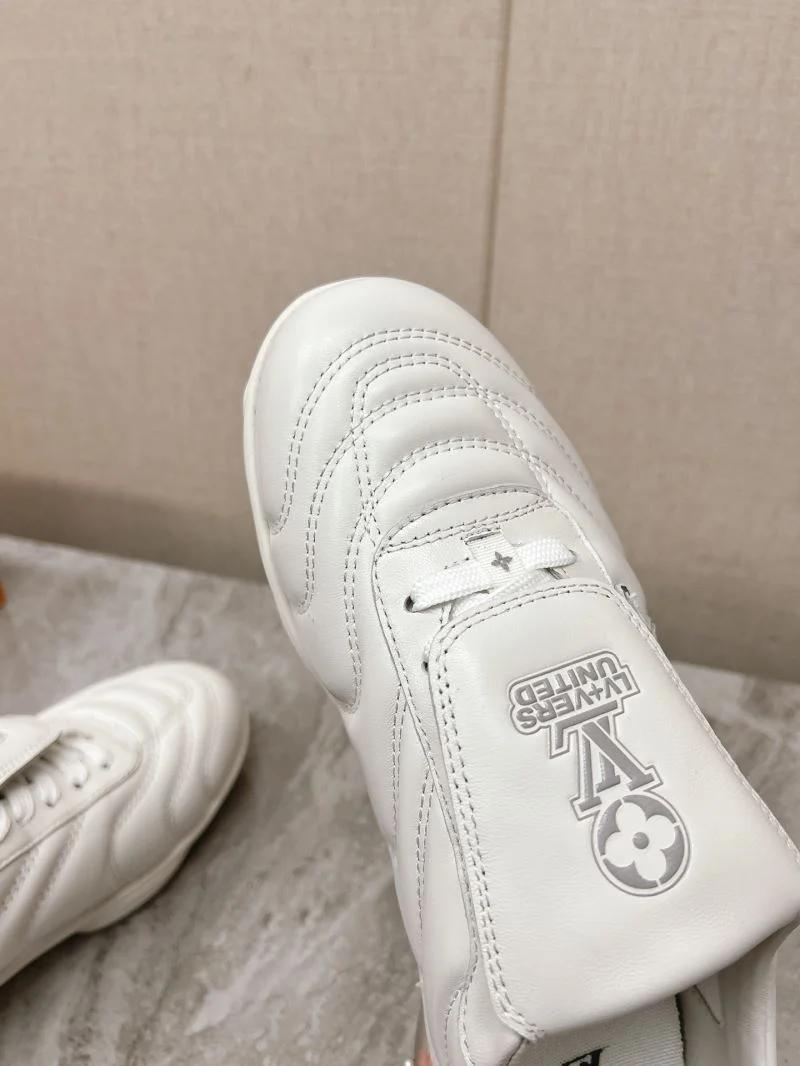 Louis Vuitton Low Shoes QuickDry 32286