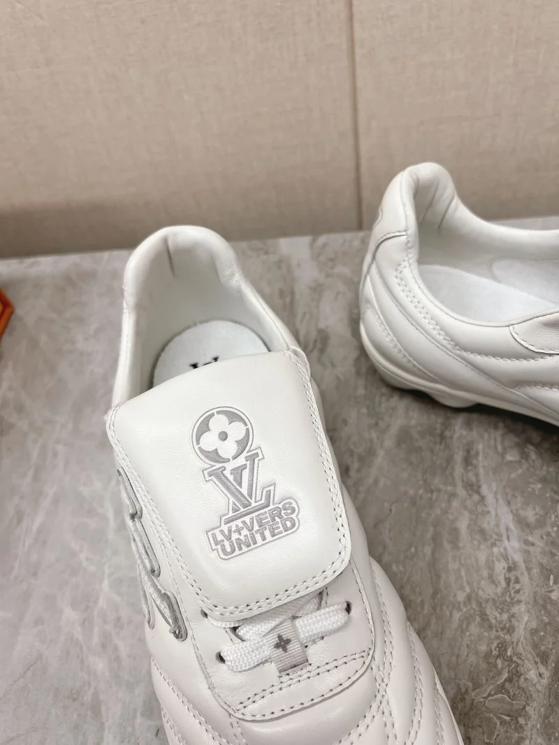Louis Vuitton Low Shoes QuickDry 32286