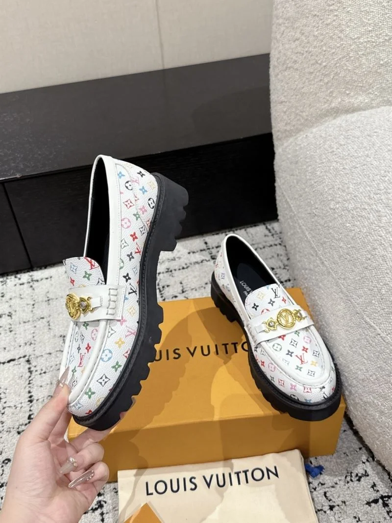 Louis Vuitton Low Shoes Breathable 32278