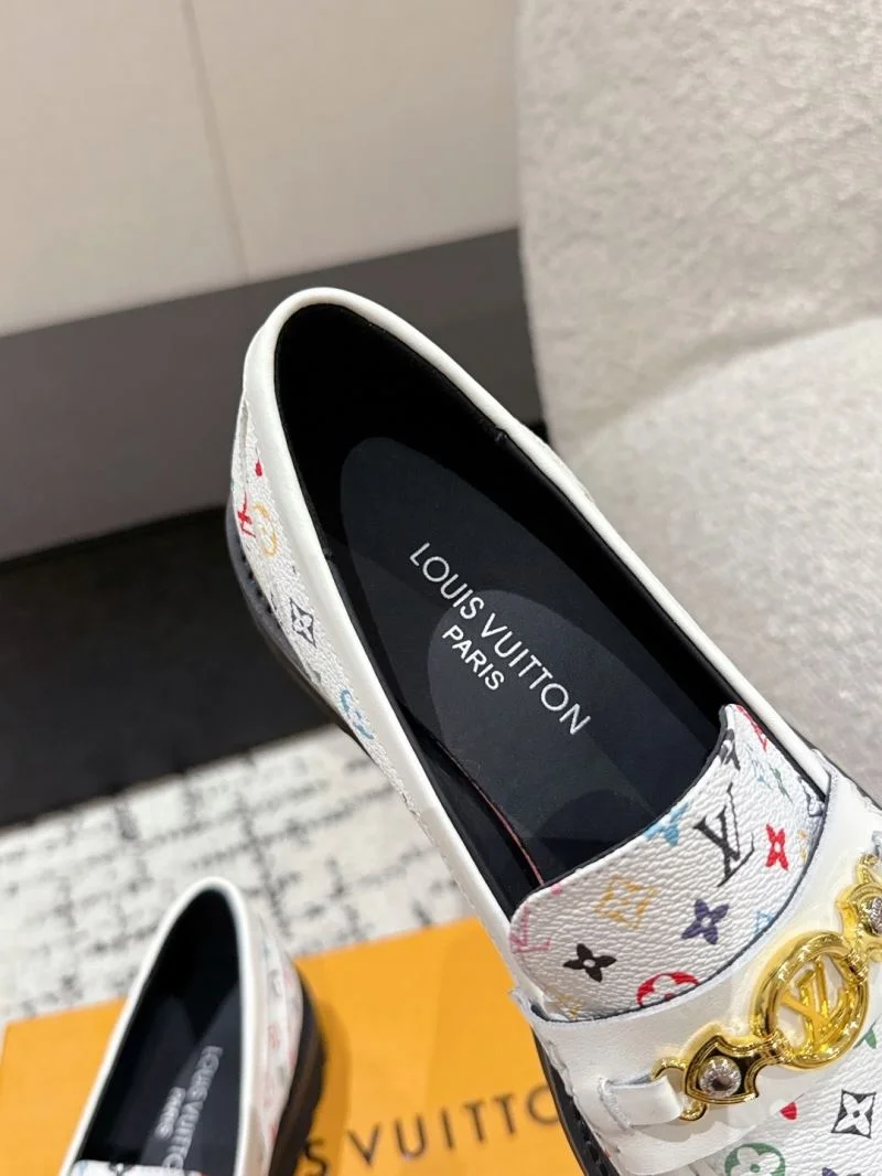 Louis Vuitton Low Shoes Breathable 32278