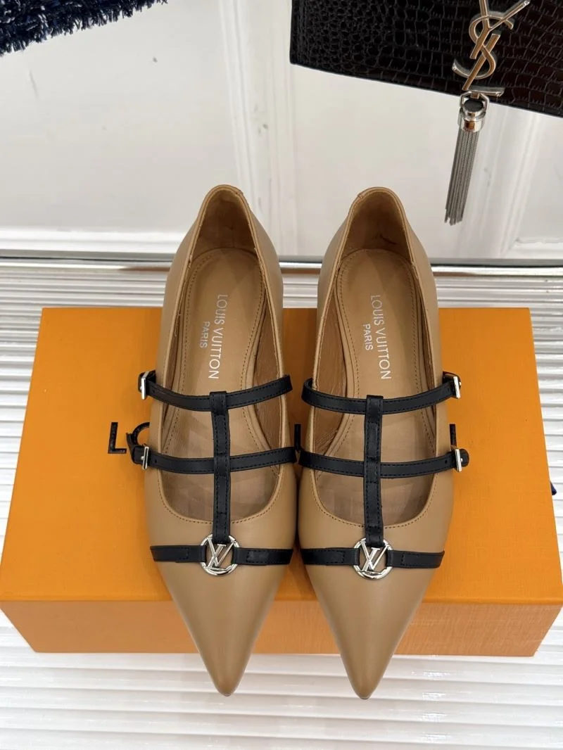 Louis Vuitton Low Shoes Youthful 32275
