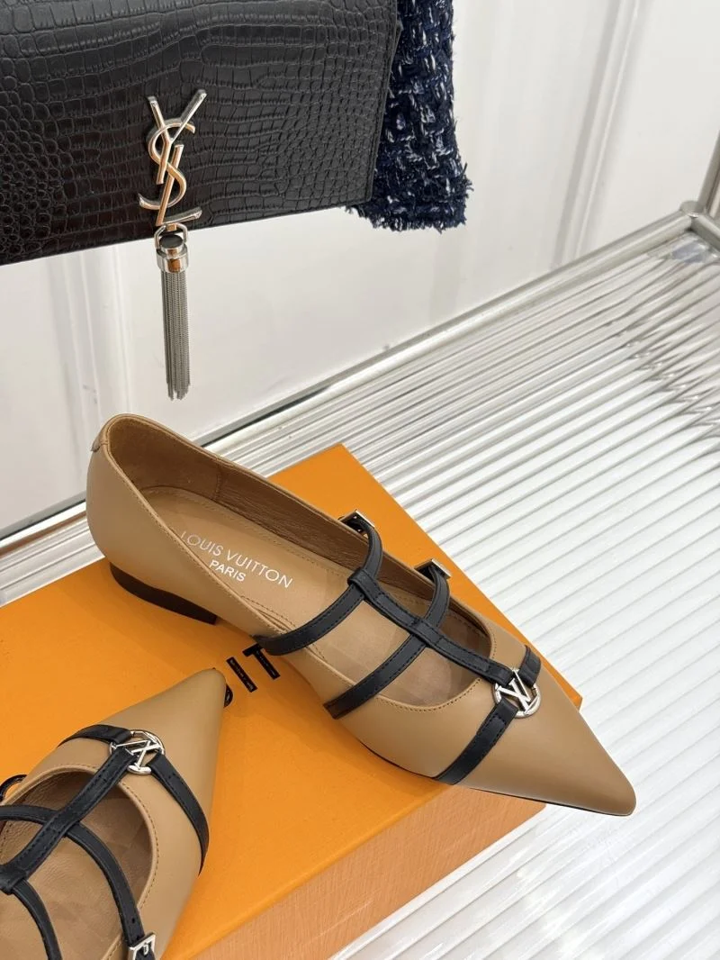 Louis Vuitton Low Shoes Youthful 32275