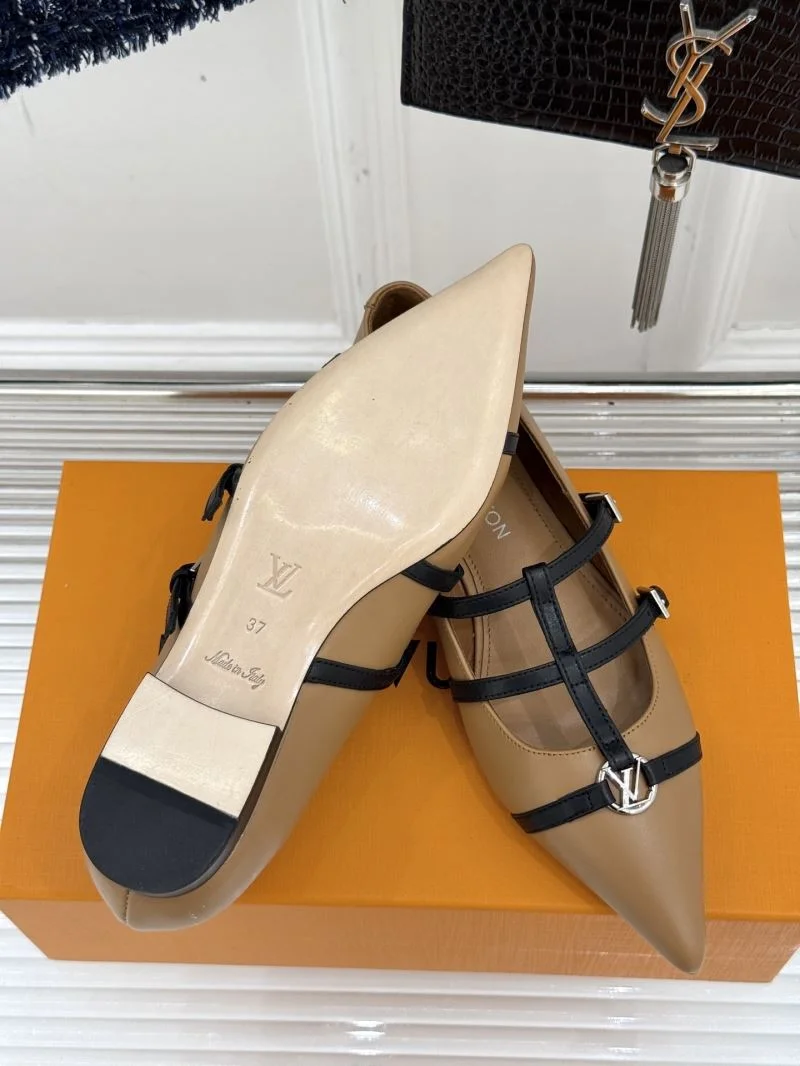 Louis Vuitton Low Shoes Youthful 32275