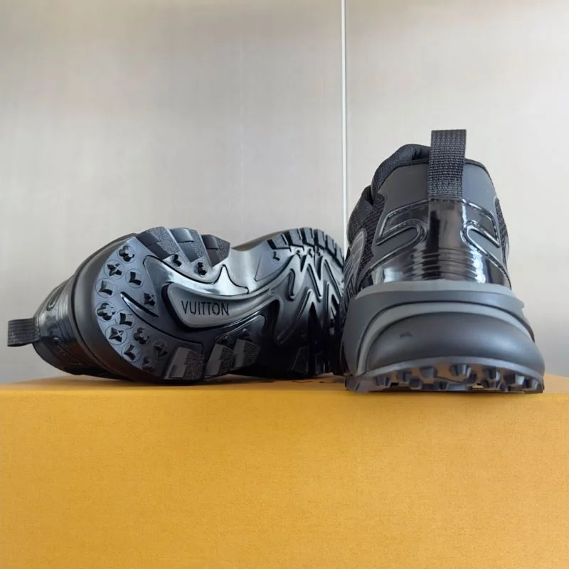 SportInspired Louis Vuitton Low Shoes 31950