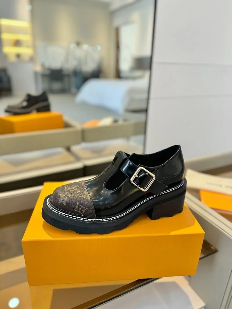Louis Vuitton Low Shoes GoAnywhere 31959