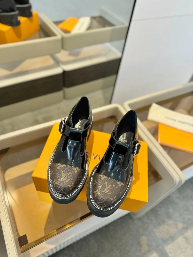 Louis Vuitton Low Shoes GoAnywhere 31959
