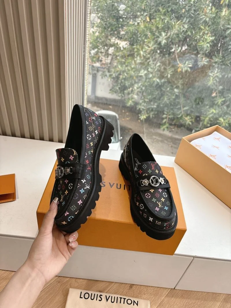 TopPick Louis Vuitton Low Shoes 31946