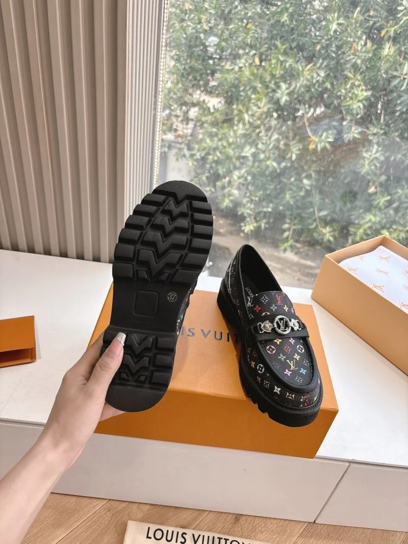 TopPick Louis Vuitton Low Shoes 31946
