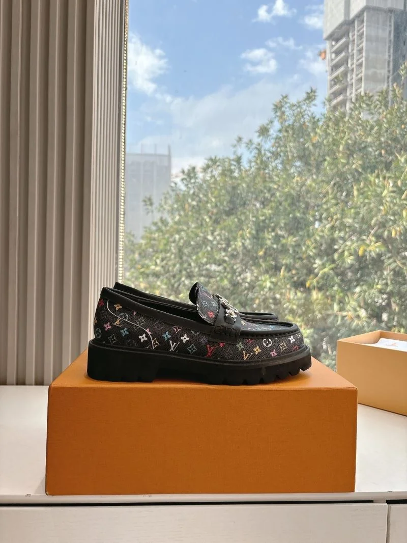 TopPick Louis Vuitton Low Shoes 31946