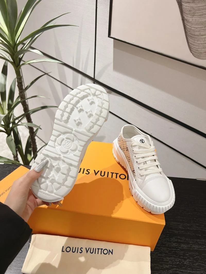 Louis Vuitton Low Shoes Sporty 31962