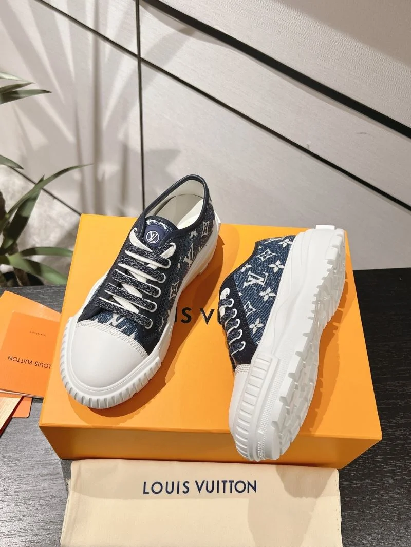 Louis Vuitton Low Shoes WellDesigned 31940