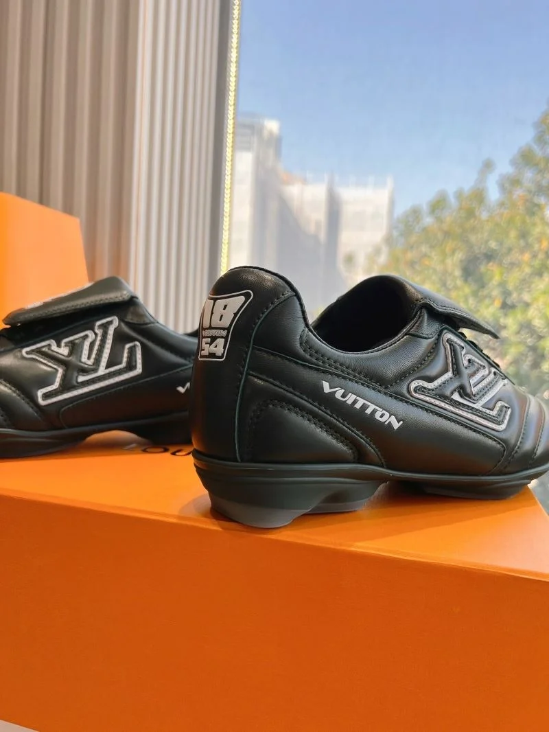 Louis Vuitton Low Shoes Upgraded 31954