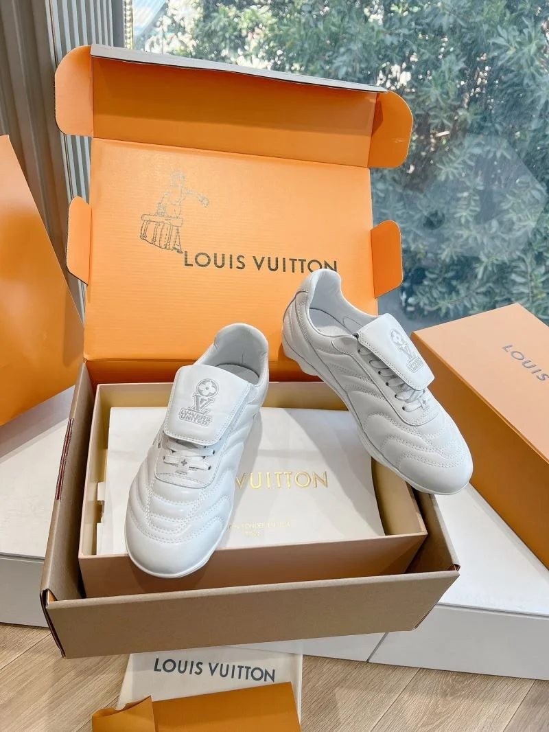 SportInspired Louis Vuitton Low Shoes 31933