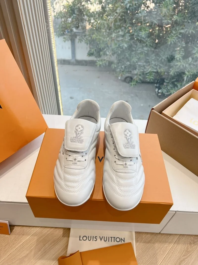 SportInspired Louis Vuitton Low Shoes 31933