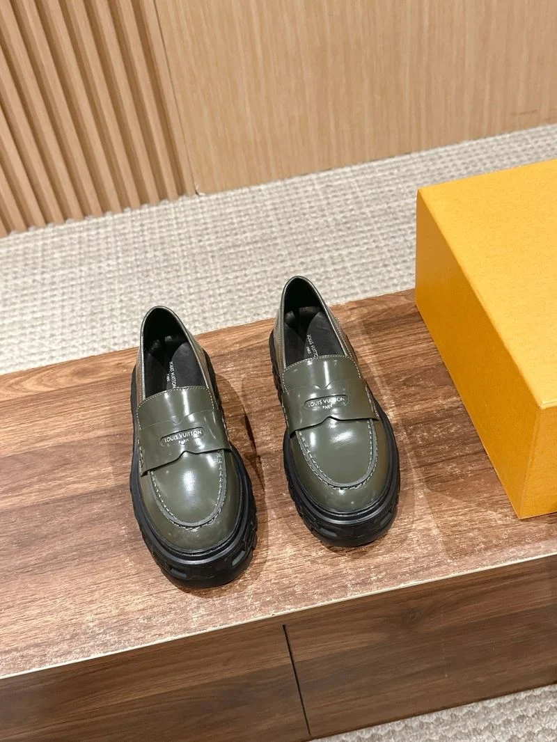 Louis Vuitton Low Shoes GoodFit 31934