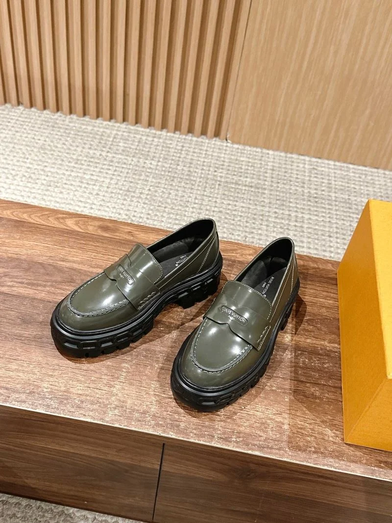 Louis Vuitton Low Shoes GoodFit 31934