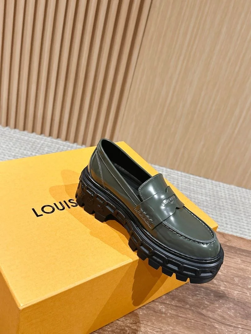 Louis Vuitton Low Shoes GoodFit 31934