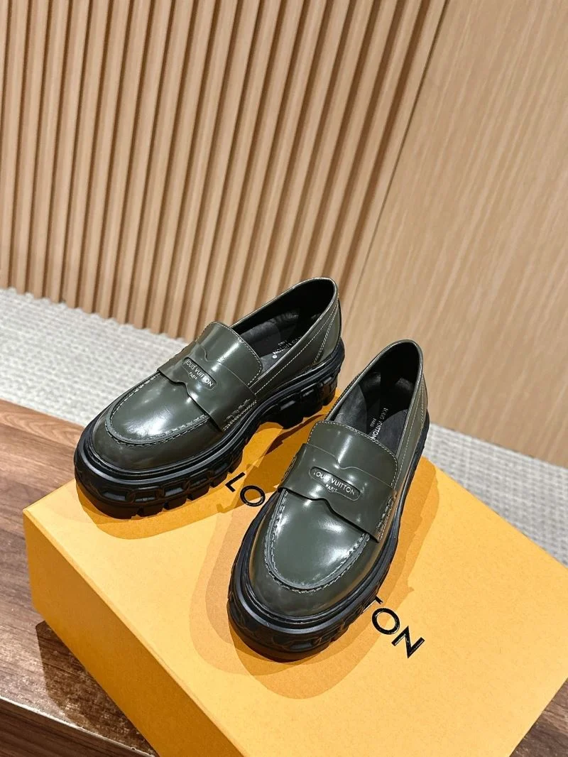 Louis Vuitton Low Shoes GoodFit 31934