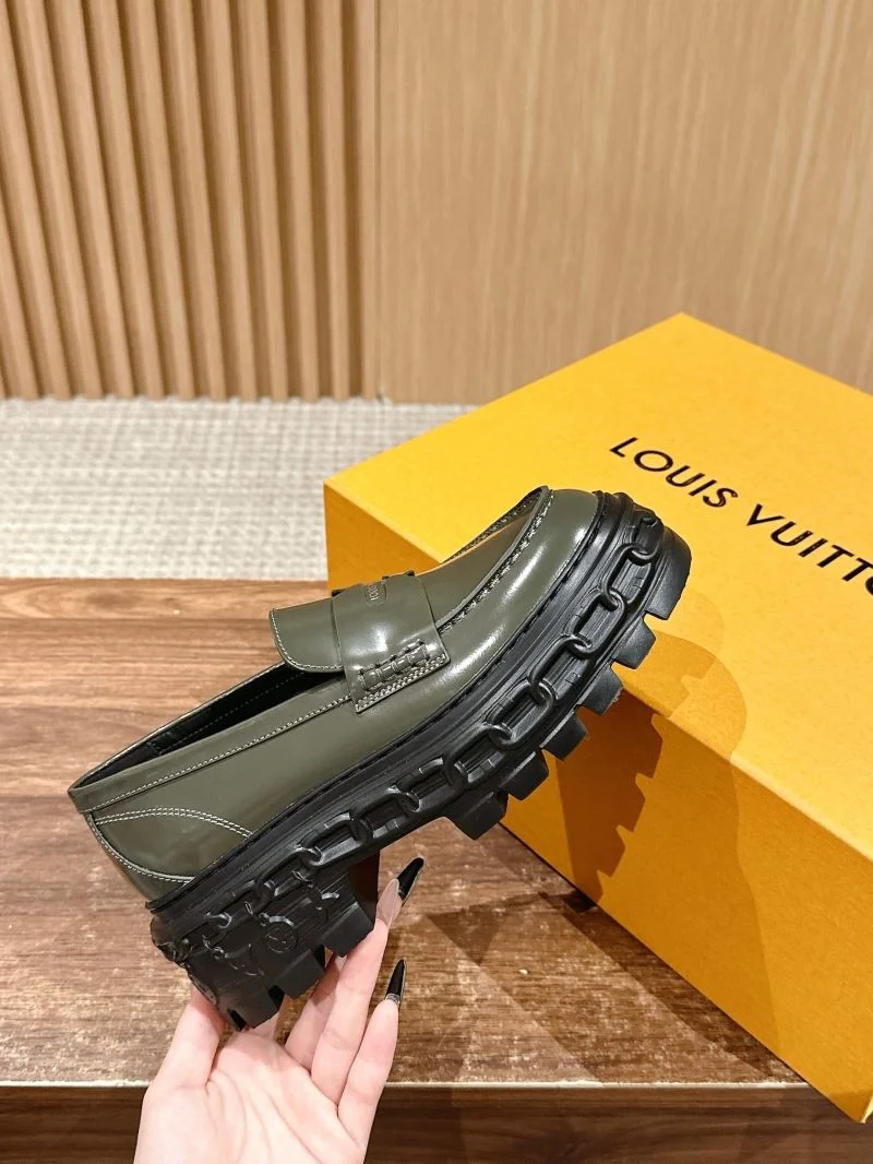 Louis Vuitton Low Shoes GoodFit 31934